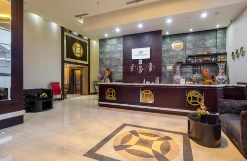 Panakkukang Hotel | Continent CentrePoint Makassar