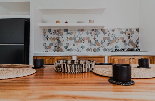 Praya Barat House | Costa Luna Villa, Modern Mediterranean Villa Near Lancing Beach