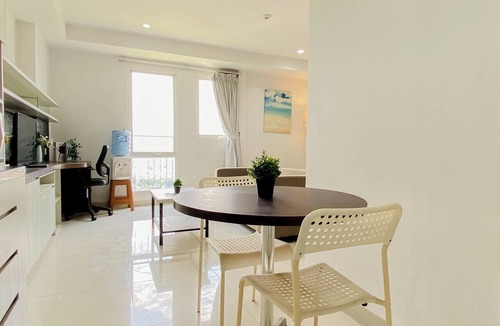 Cikarang Apartment | Cozy And Roomy Studio Space At Apartment Azalea Suites