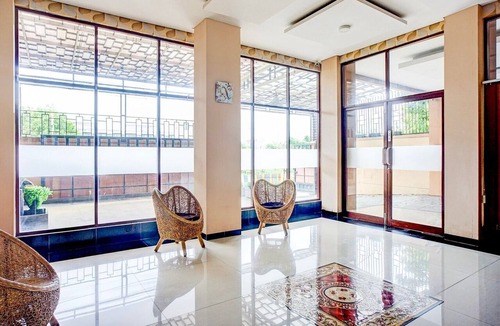 Medan House | Cozy Double Escape W/Free WiFi and Parking
