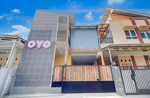 Tegal House | Cozy Double Escape W/Free WiFi and Parking