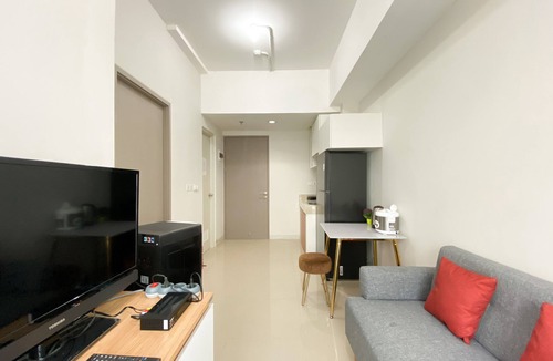 Cikarang Apartment | Cozy Stay 1Br At Vasanta Innopark Apartment