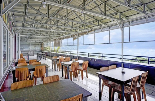 Ambarita House | Cozy Twin Escape with Free WiFi and Parking