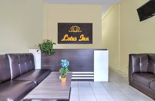 Pekanbaru House | Cozy Twin Escape with Free WiFi and Parking