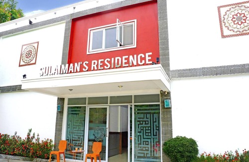 Padang House | Cozy Twin Escape with Free WiFi and Parking