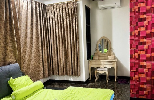 Cibodas House | Cozzy FK Heliconia