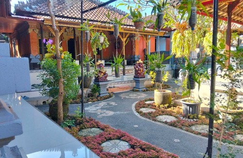 Batuan House | Cozzy Ida Guest House