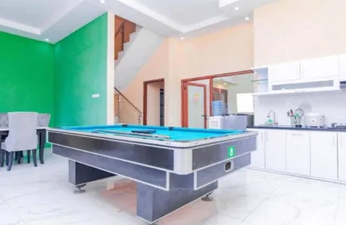 Oro Oro Ombo Villa | Cozzy Villa Gardenia