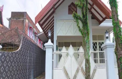 Oro Oro Ombo Villa | Cozzy Villa Gardenia