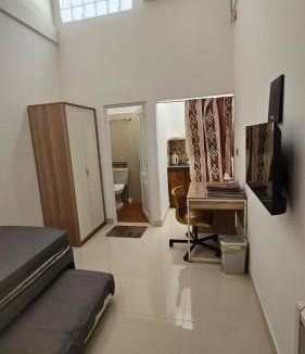 Gresik House | Cute Room at Raima SYARIAH
