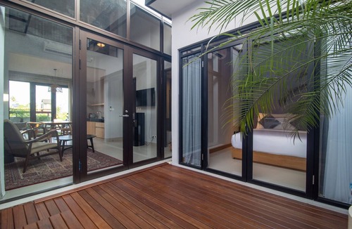 Kediri Villa | de CALAMUS·Stunning 2 BR villa & gorgeous sunset