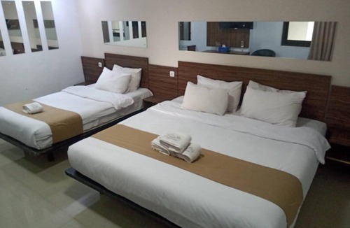 Kediri Hotel | De La Charis Hotel