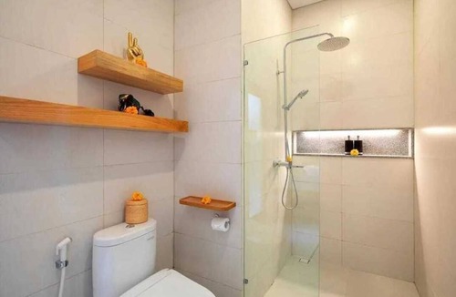 Dalung House | Delightful Suite Room in vibrant Canggu