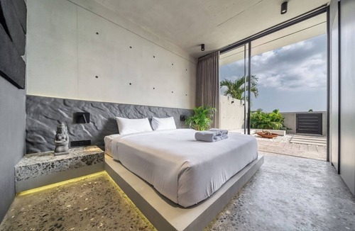 Cepaka Villa | Designer 2BR Villa in Mengwi w Pool & Beach Nearby