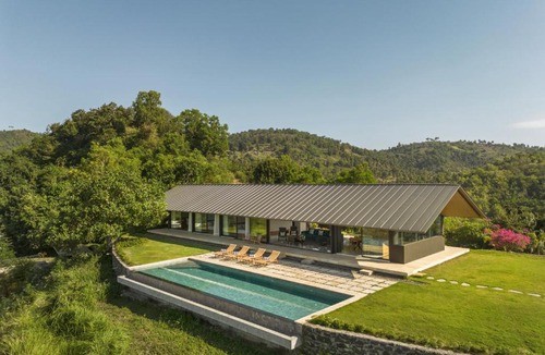 Selong Belanak Villa | Designer 3-Bedroom Villa with Panoramic Ocean View