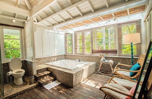 Megamendung Hotel | Dhamanadi Boutique Resort
