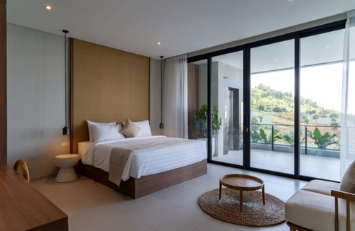 Bandung Villa | Diamond Hill 10 Br Heated Pool