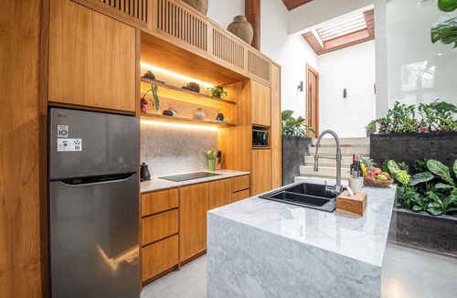 Petulu House | Elegant 2BR Villa Peaceful Jungle Escape, Ubud