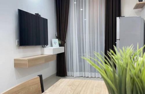 Surabaya House | Entire rental unit in Kecamatan Dukuhpakis, Indonesia