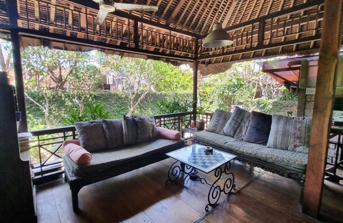 Sanur Hotel | Flash Back Bungalow