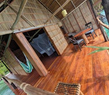 Yennanas Besir Cabin | Friwen Bay Eco Lodge