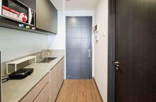 Panunggangan Utara Apartment | Fully Furnished 1Br At Apartment Collins Boulevard