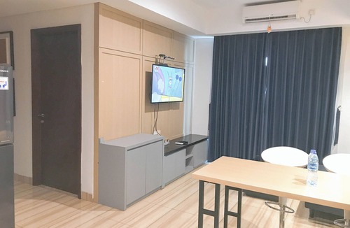 Suko Manunggal Apartment | Good Deals And Relaxing 2Br At Grand Sungkono Lagoon Apartment