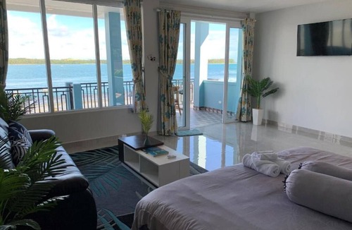 Nias Resort | Grace Wave Resort - Deluxe Suite with Sea View