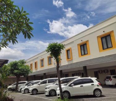 Tulungagung Hotel | Grand Charis Hotel Tulungagung