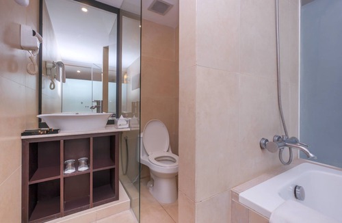 Semarang Hotel | Grand Edge Hotel Semarang