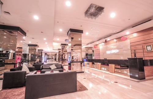 Panunggangan Utara Hotel | Great Western Hotel & Resort Serpong