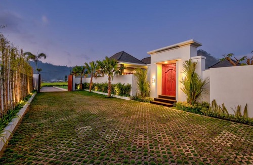 Songan Cabin | Green Onion Villa