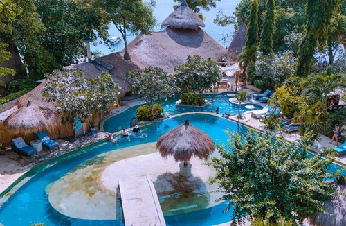 Mushroom Bay Resort | Hai Tide Beach Resort