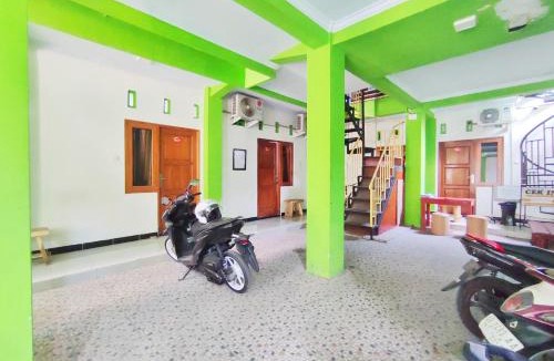 Sleman Hotel | Happy Syariah Hotel near Jombor Mitra RedDoorz
