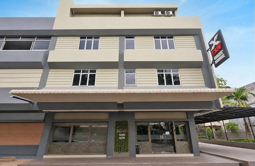 Batam House | Harbour Bay Family Suite Stay