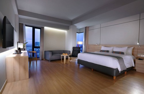 Cikarang Hotel | Harper Cikarang by ASTON
