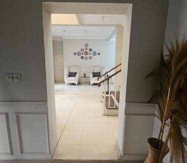 Ciputat Timur House | Homestay Cirendeu