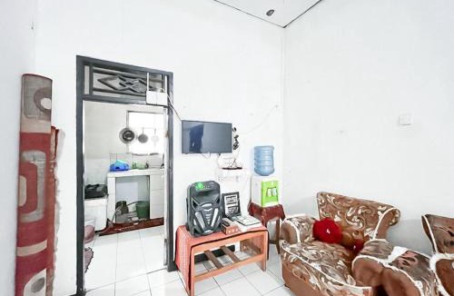 Ciwaru House | Homestay rina