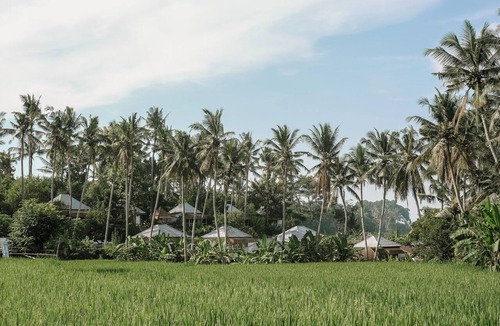 Kemenuh Hotel | Hot Stone Club Ubud