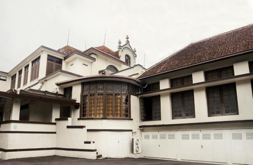 Semarang Hotel | Hotel Candi Baru