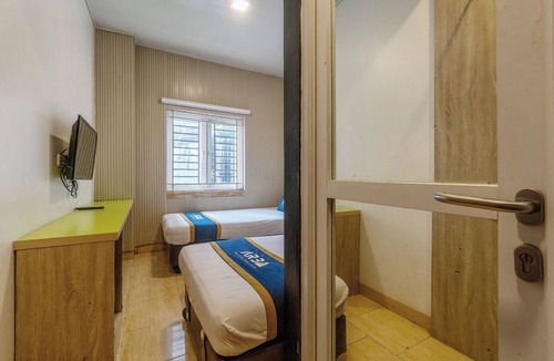 Gambir Hotel | Hotel Dahlia By ARBA