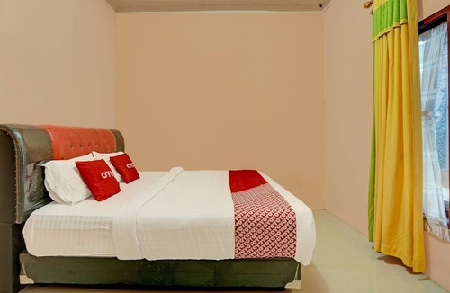 Payakumbuh Hotel | Hotel O Efniati Homestay Syariah