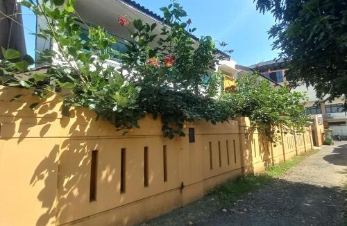 Purwokerto Hotel | Hotel O Guest House Sakinah