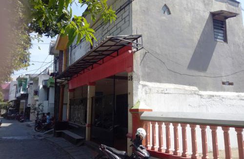 Surabaya Hotel | Hotel O Homestay Rungkut Syariah