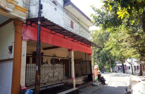 Surabaya Hotel | Hotel O Homestay Rungkut Syariah