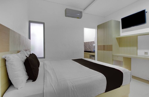 Solo City Centre Hotel | Hotel O near Pasar Gede Solo formerly In