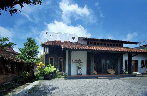 Mlati Hotel | Hotel O near Tugu Jogja formerly Rumah P