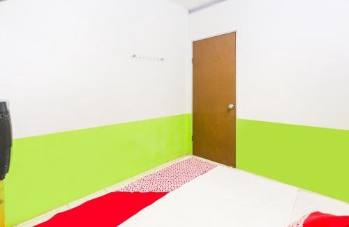 Lubuk Baja Hotel | Hotel O Wr House Syariah BatamNearEast Coast Park