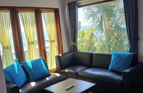 Bukti Hotel | Hotel Tara Bar & Resto Air Sanih