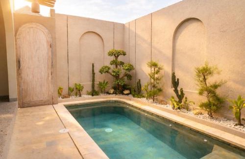Blahbatuh Villa | Jivanka 2BR Private Pool Villa Keramas